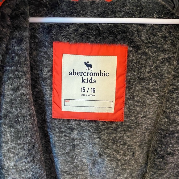 Abercrombie Boys Puffer Jacket - Picture 2 of 6